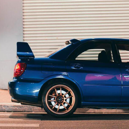 car-wheel-tire-vehicle-automotive-lighting-hood-1675520-pxhere.com